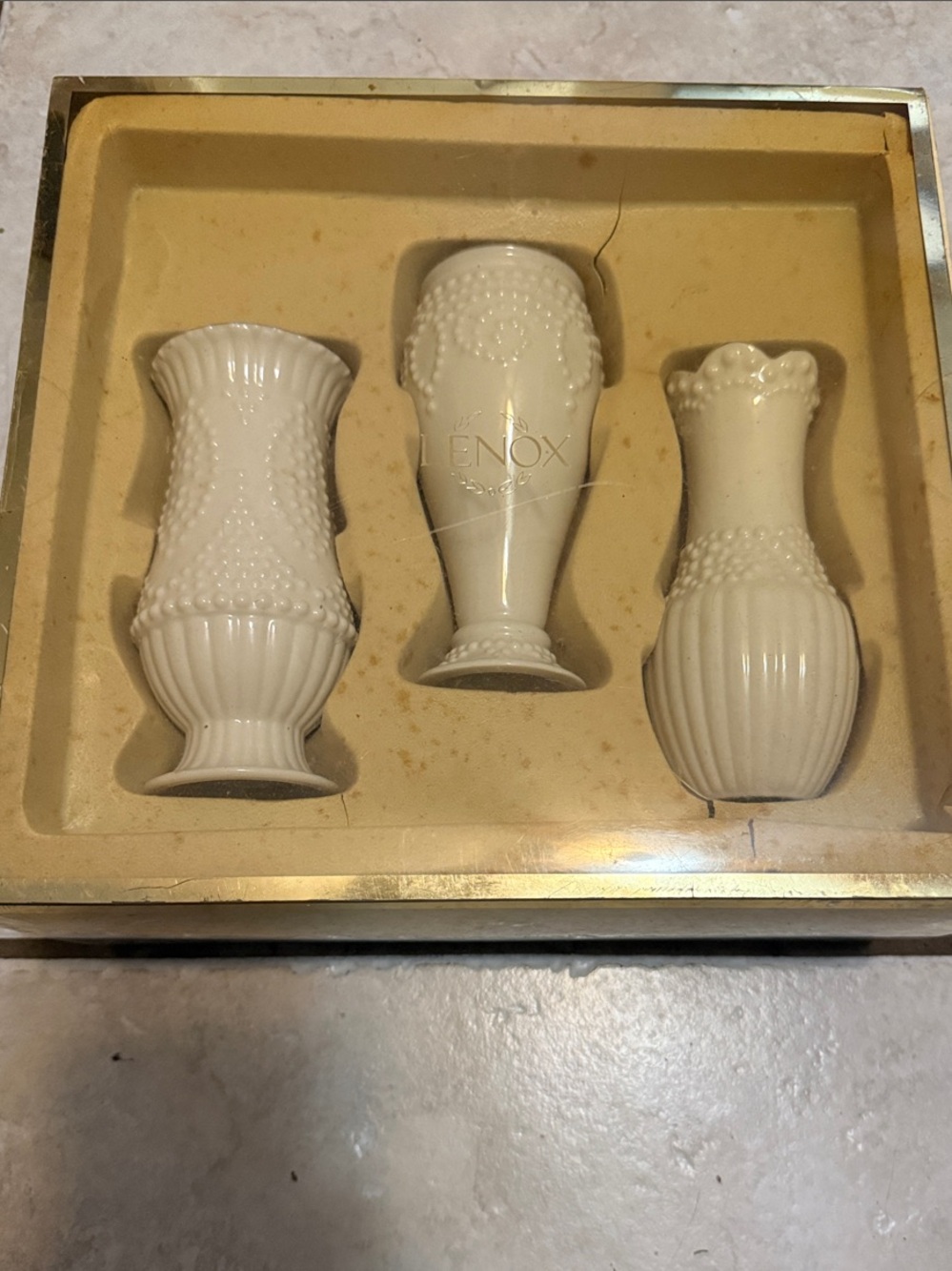 Lenox Ivory Ceramic Bud Vase Trio with Beaded Detail (Sealed)